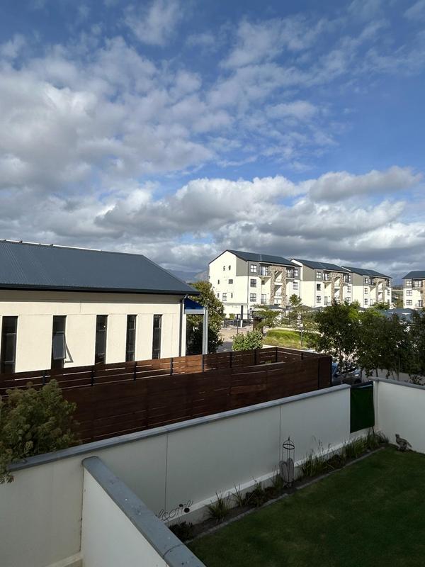 To Let 2 Bedroom Property for Rent in Firgrove Western Cape